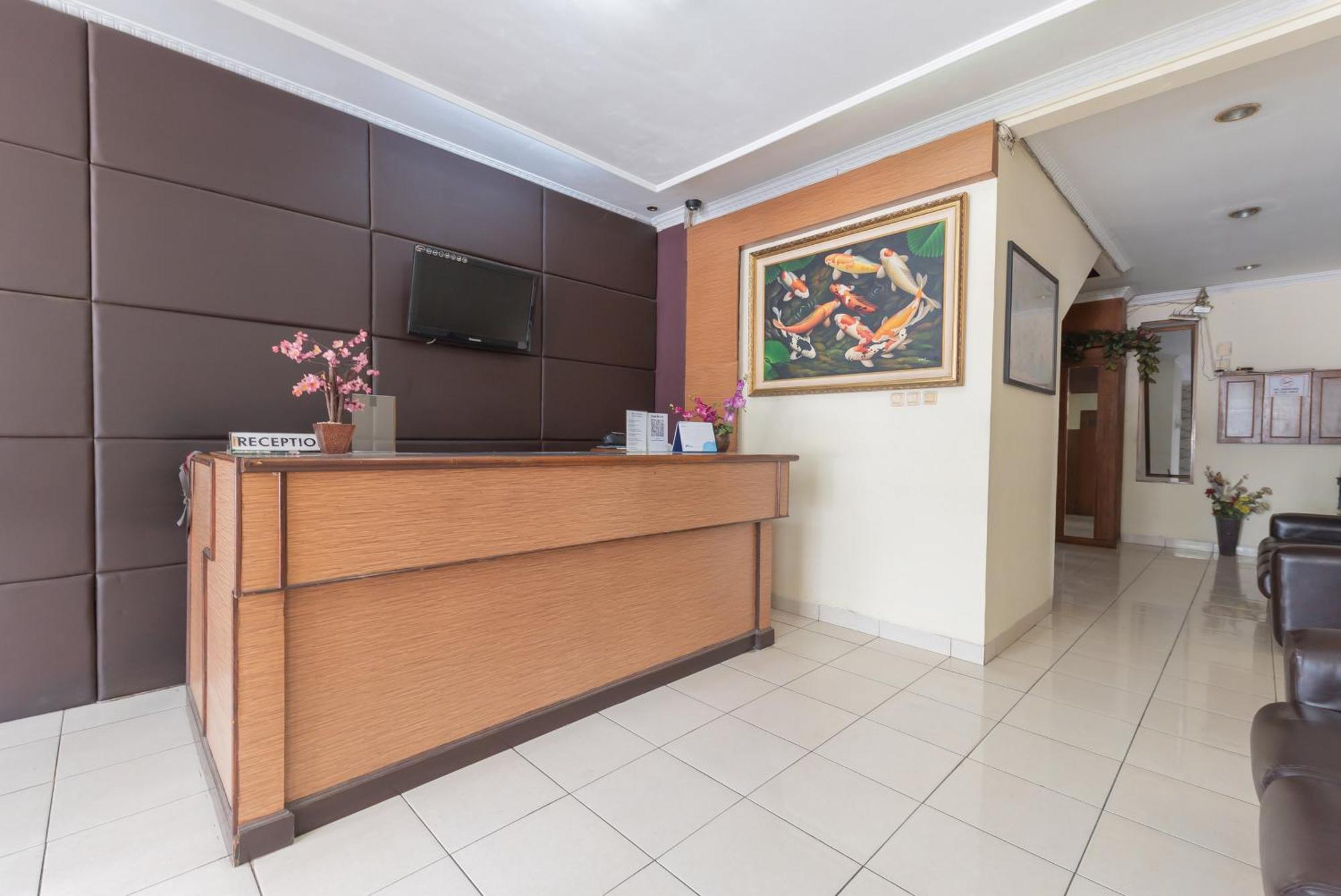 Urbanview Hotel Sakura Bandung Bagian luar foto